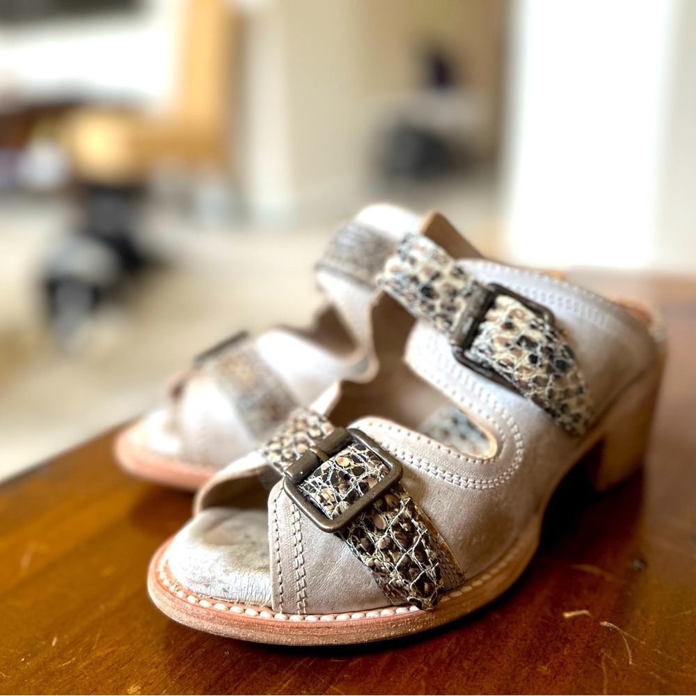 SOLD OUT Freebird Caprice Mule Chunky Leather Sandals - Ice multi